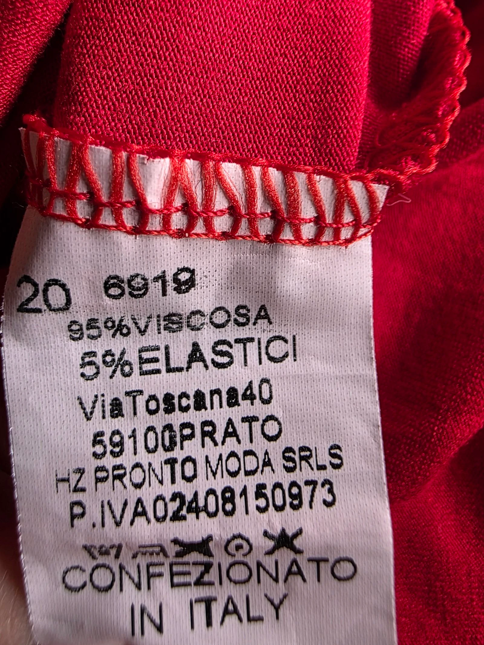 Vestido largo rojo con cuello de clérigo & banda dorada brillante MiMOSA talla única hasta la 38 – photo 10